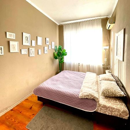 Apartments On Skovoroda Street ハルキウ エクステリア 写真