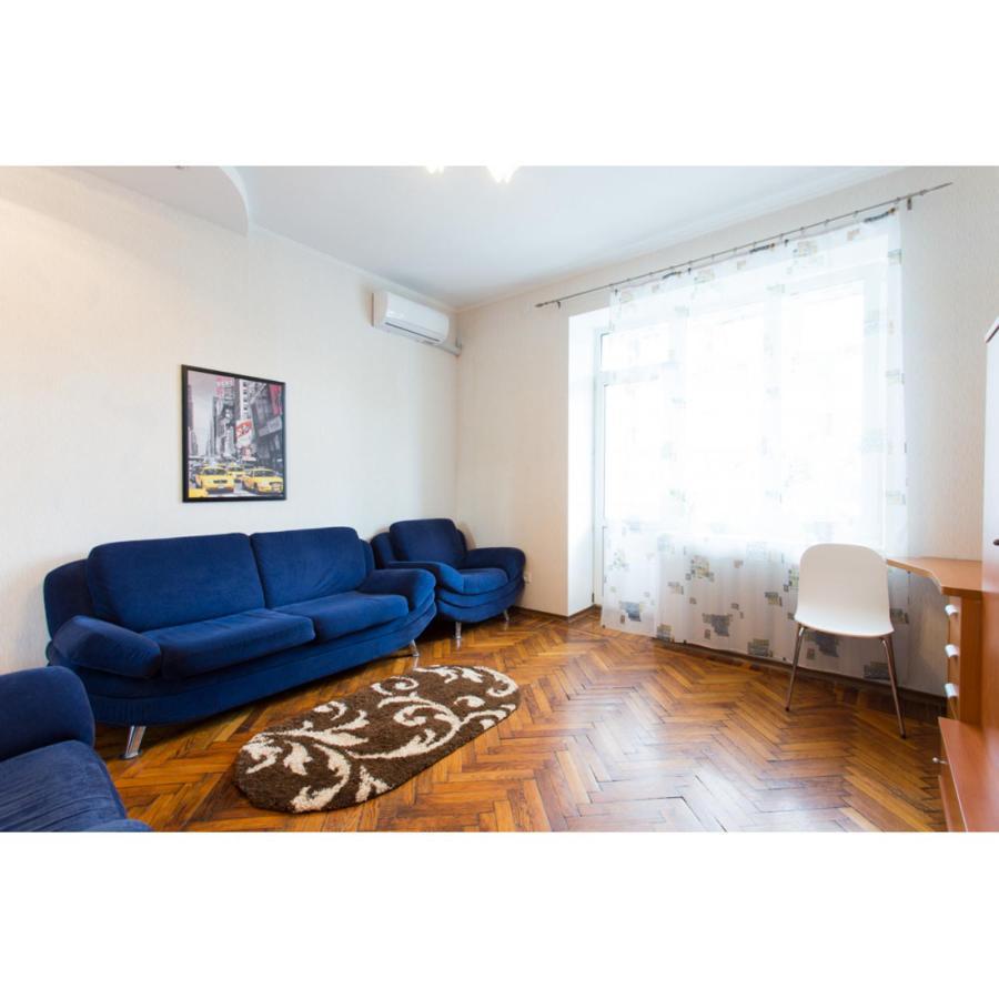 Apartments On Skovoroda Street ハルキウ エクステリア 写真
