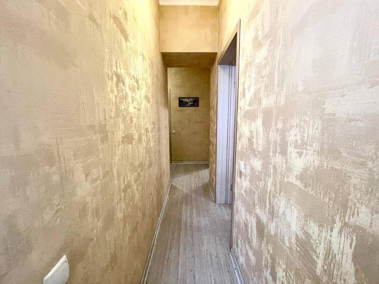 Apartments On Skovoroda Street ハルキウ エクステリア 写真
