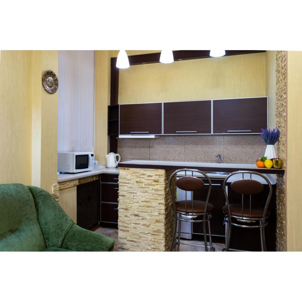 Apartments On Skovoroda Street ハルキウ エクステリア 写真