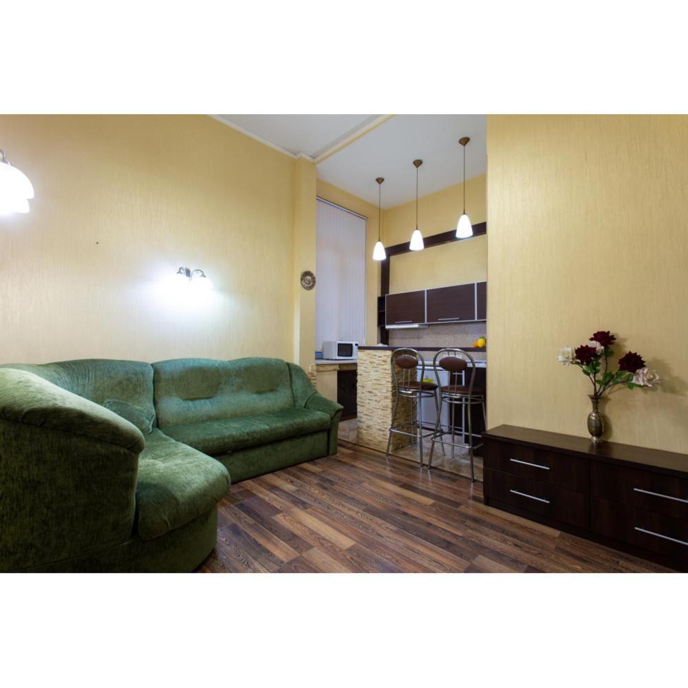 Apartments On Skovoroda Street ハルキウ エクステリア 写真